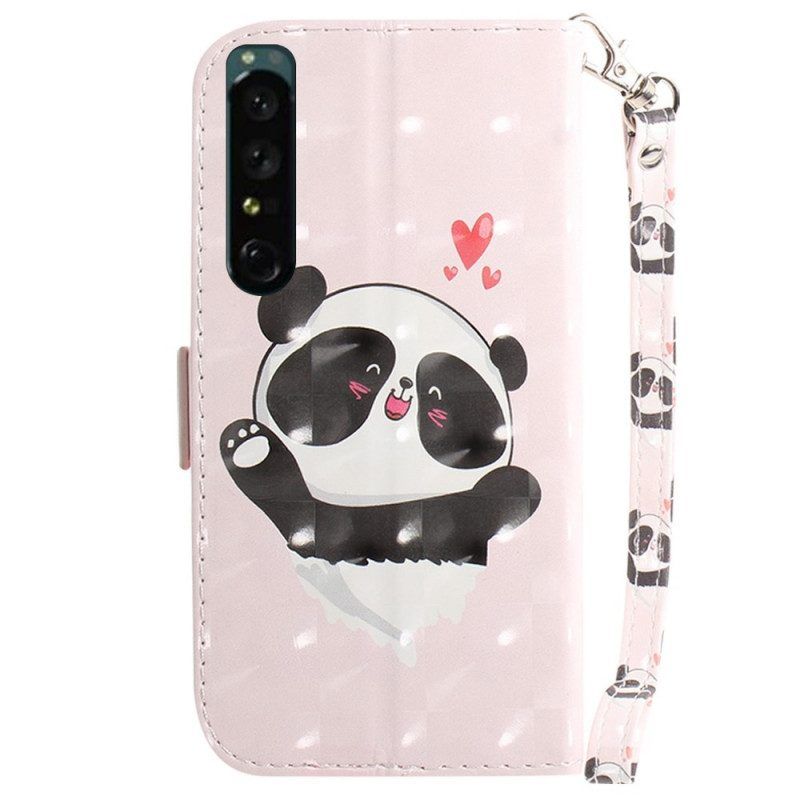 Flip Case Für Sony Xperia 1 IV Mit Kordel Kleiner Panda Mit Riemen